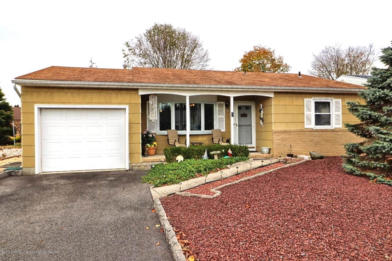 5 Carlisle Road - Photo 1