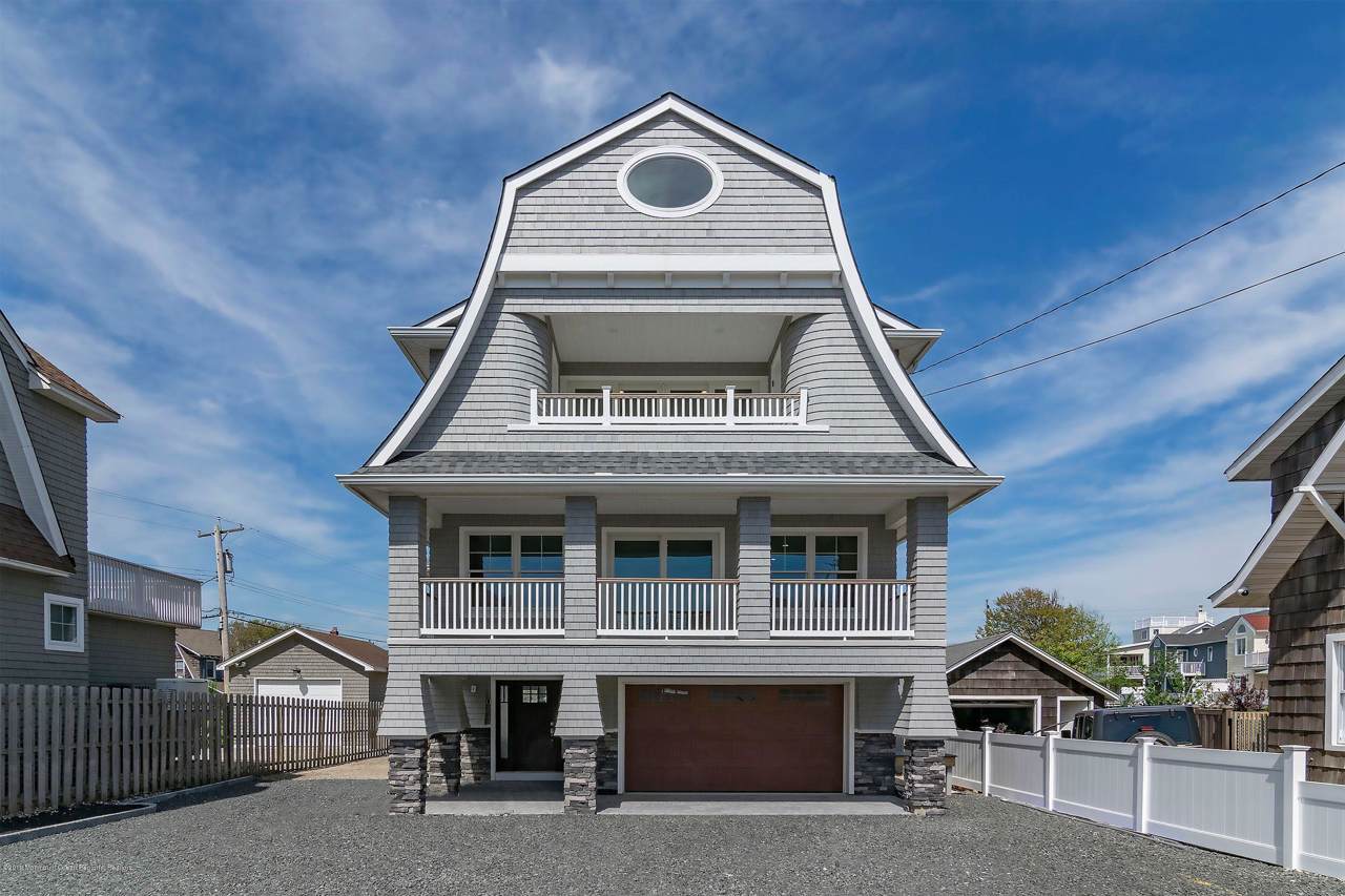 136 Main Avenue - Photo 1