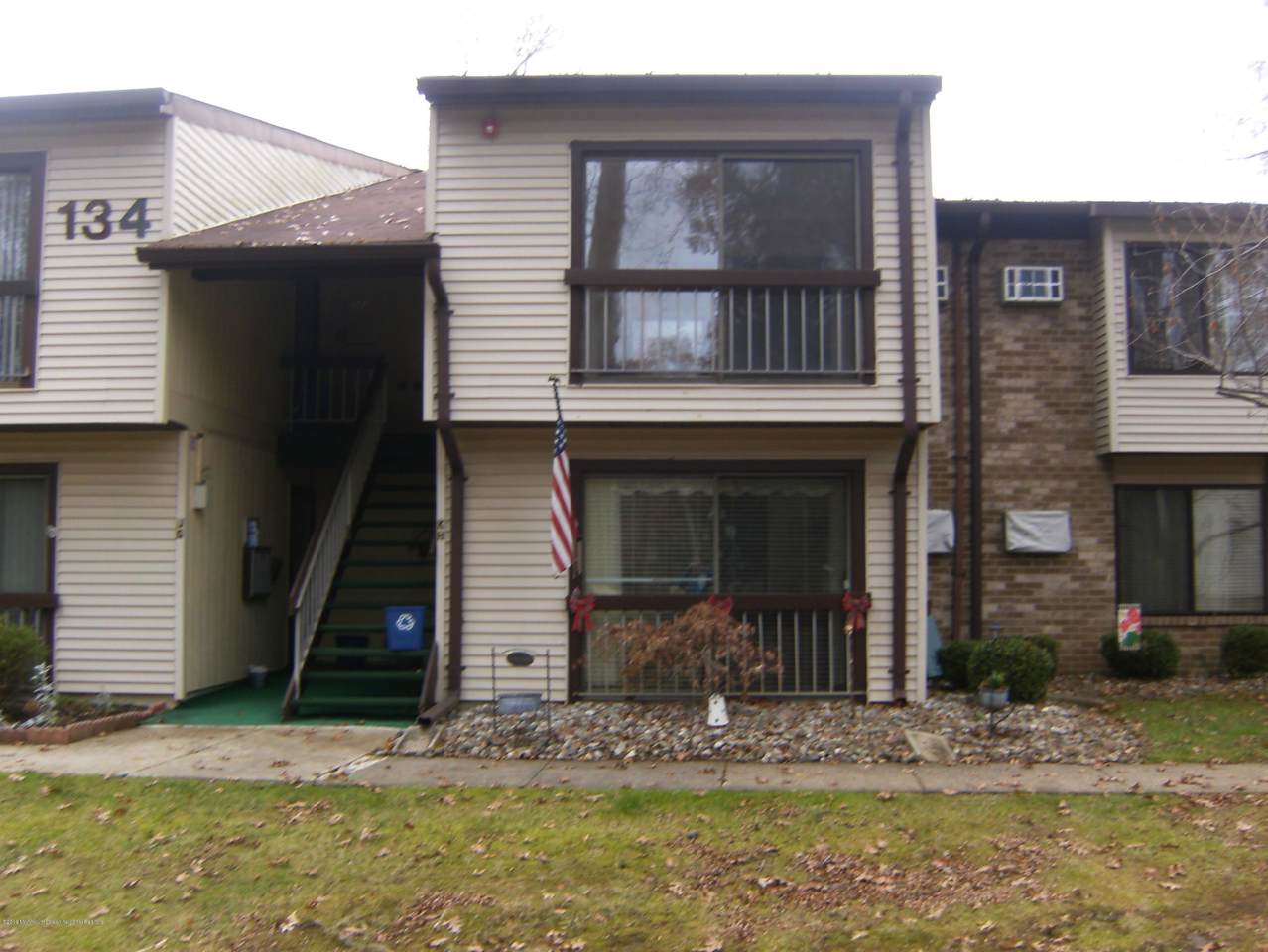 134 Amberly Drive - Photo 1