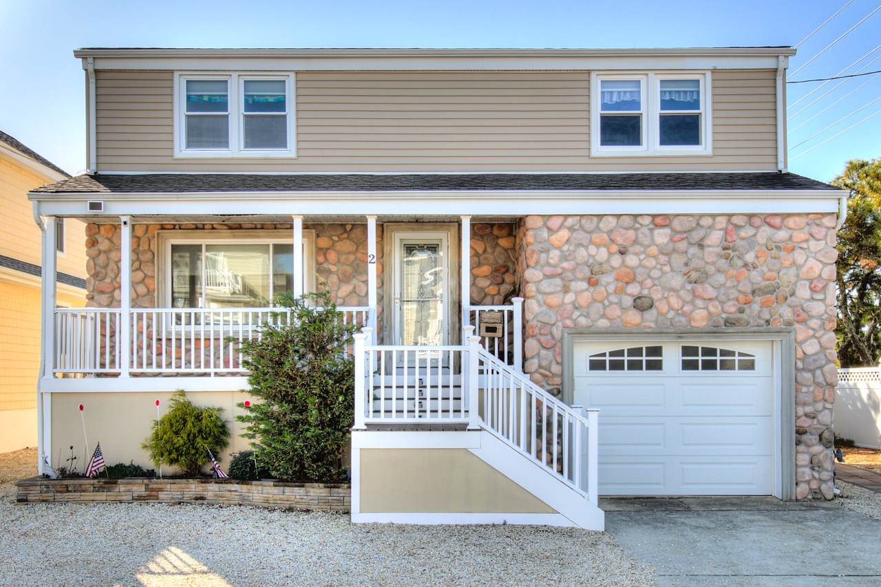 2 Florida Avenue - Photo 1
