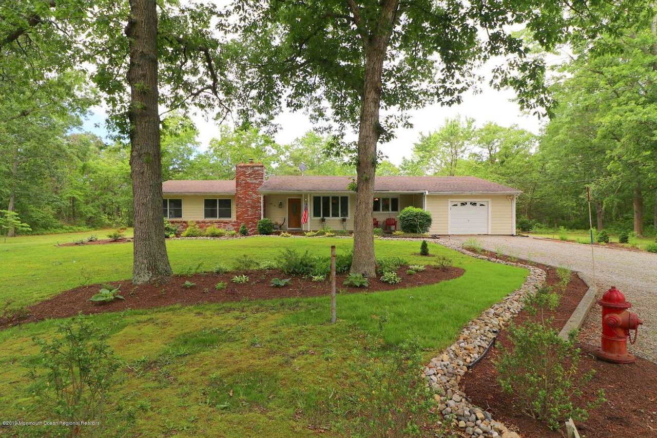 62 Chestnut Street - Photo 1
