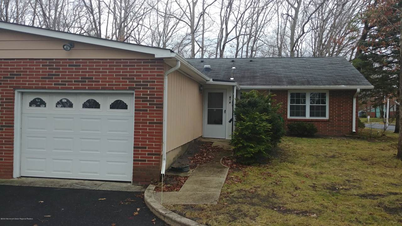 81A Dorchester Drive - Photo 1