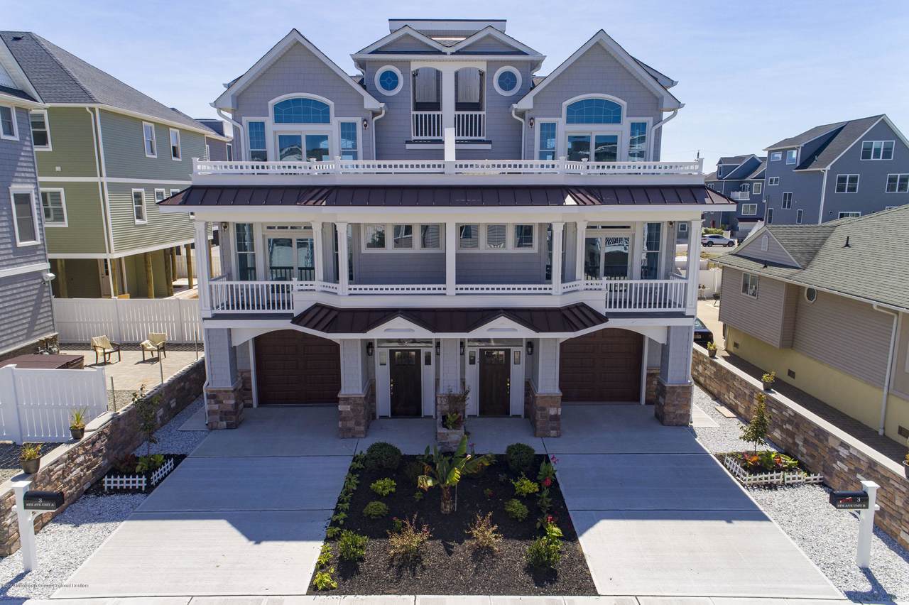 3 8th Avenue - Photo 1