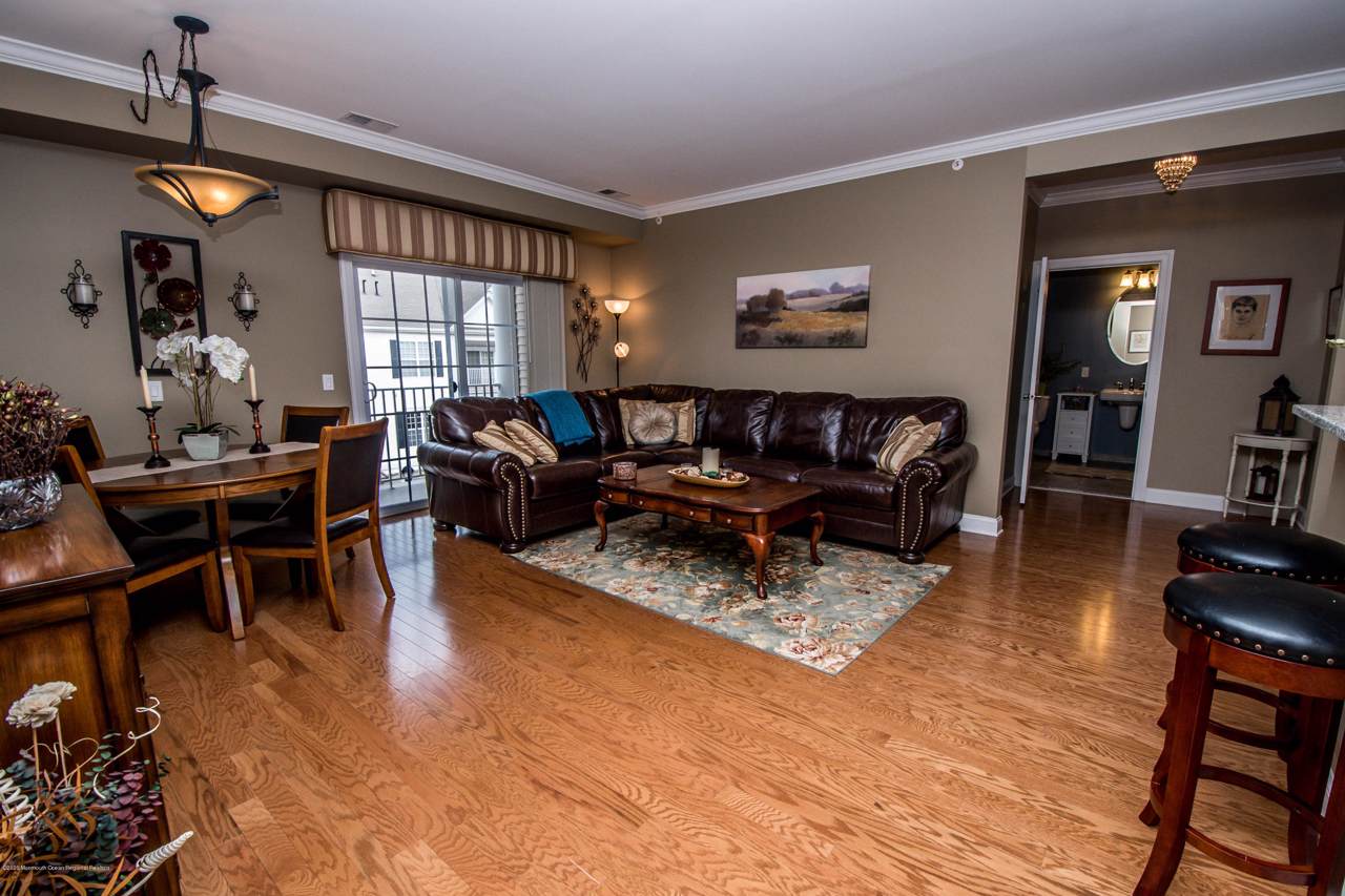 209 Knightsbridge Lane - Photo 1 209 Knightsbridge Lane - Photo 1
