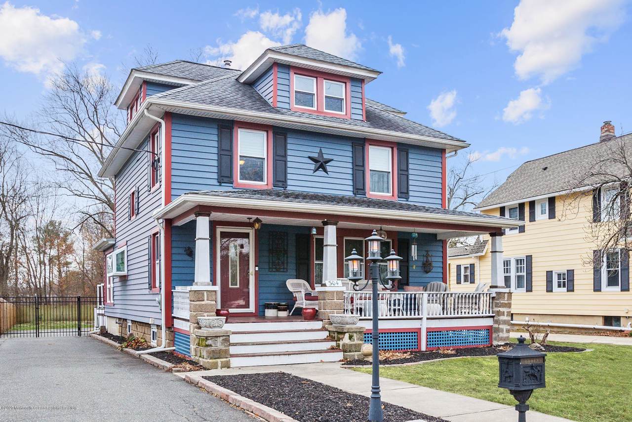304 Monmouth Street - Photo 1