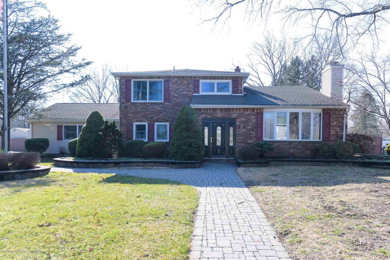 4 Woodridge Avenue - Photo 1