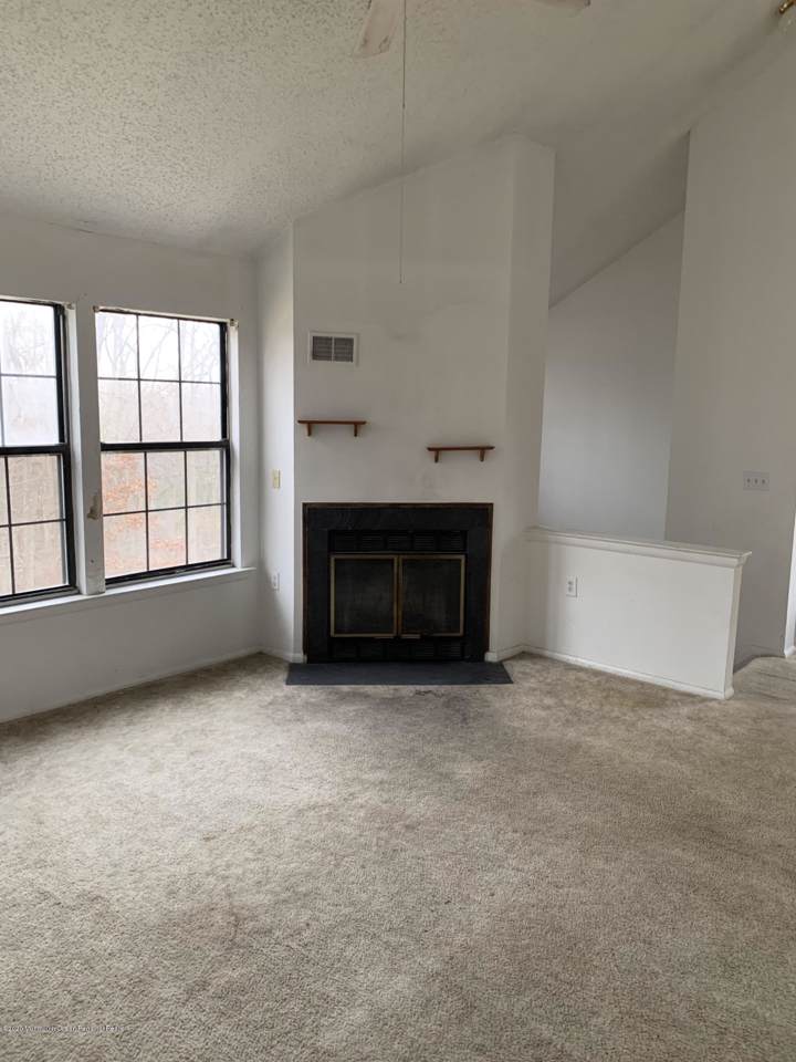 505 Begonia Court - Photo 1