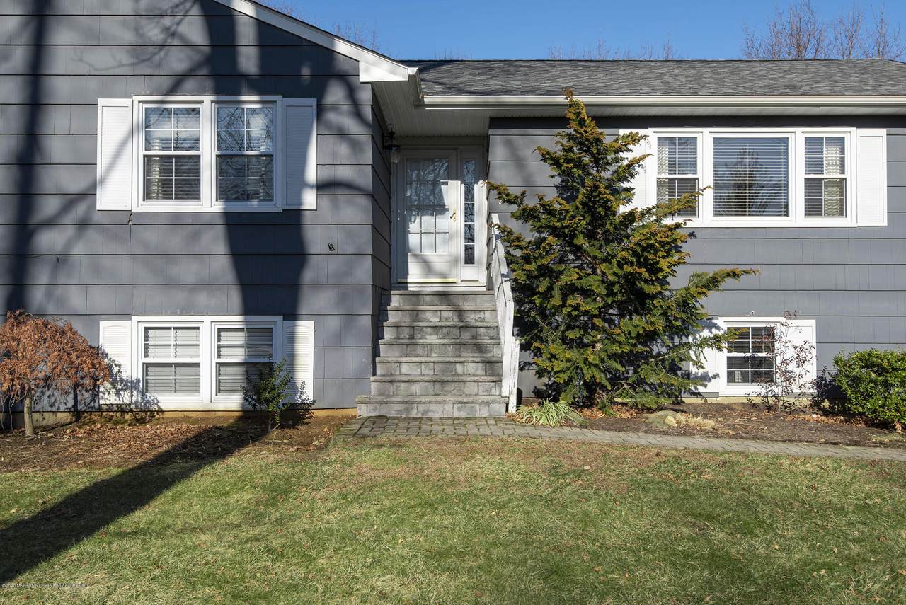 21 Rumson Road - Photo 1