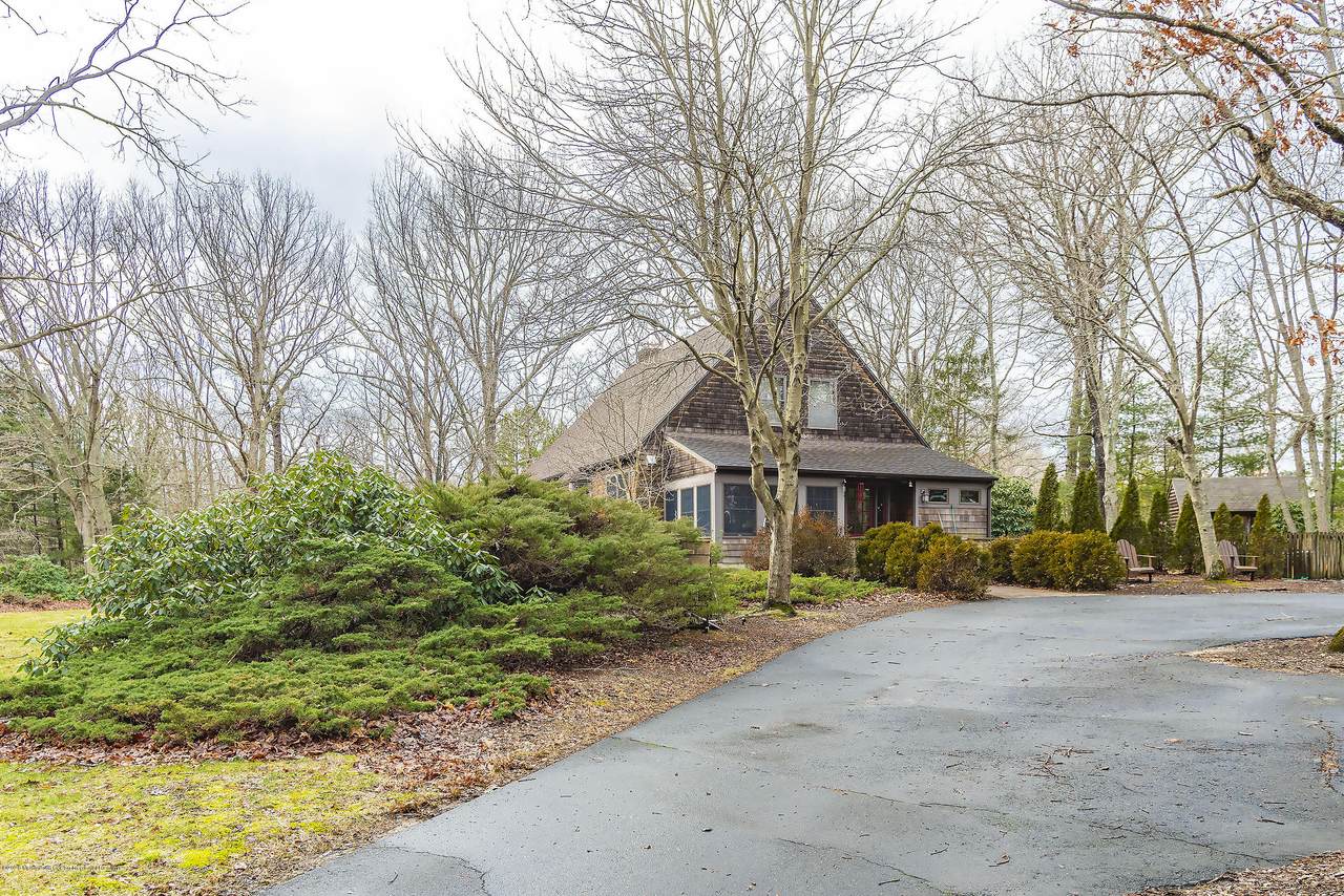110 Newport Avenue - Photo 1