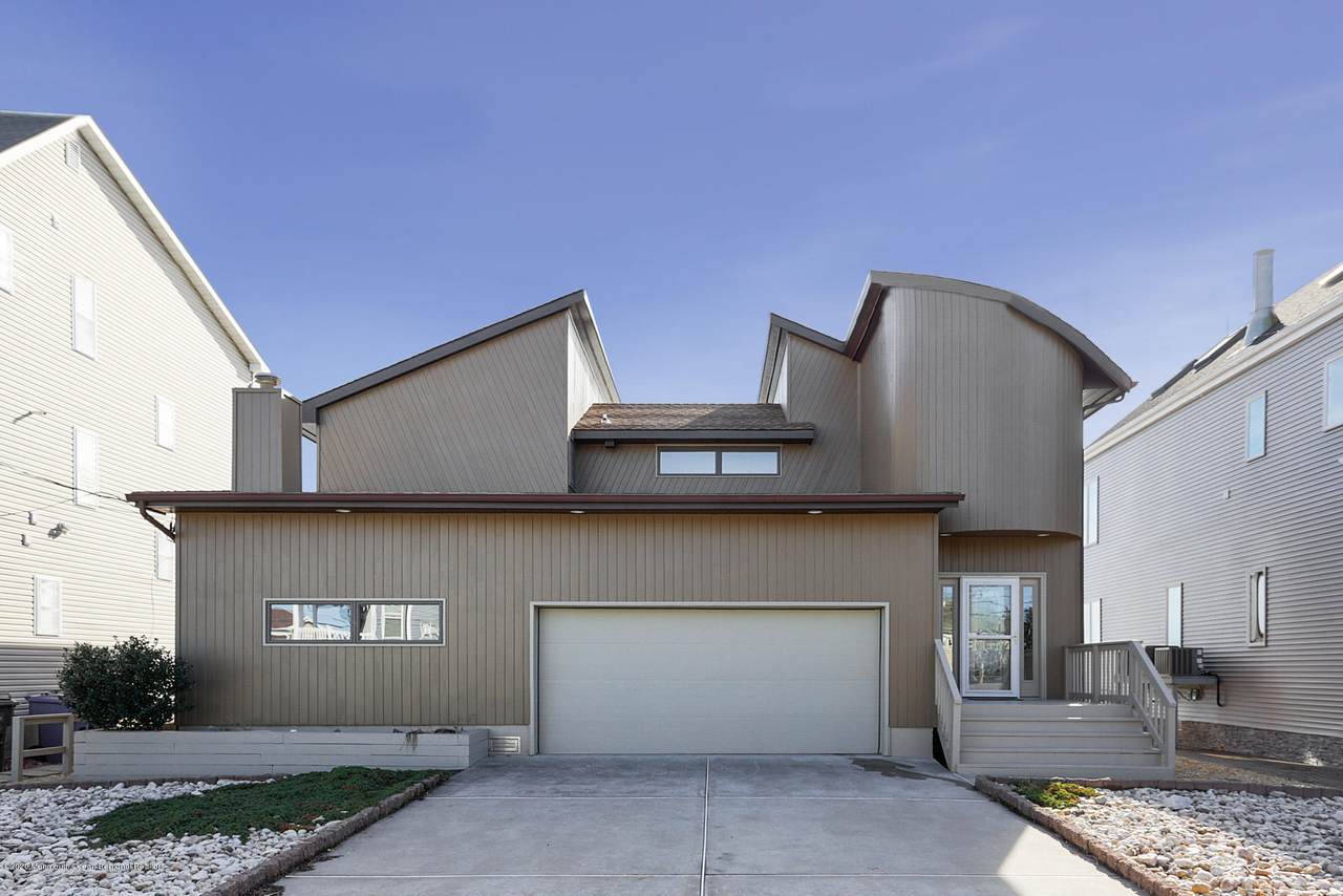 79 Bay Breeze Drive - Photo 1