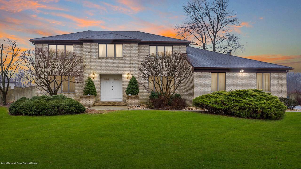 17 Lawn Drive - Photo 1