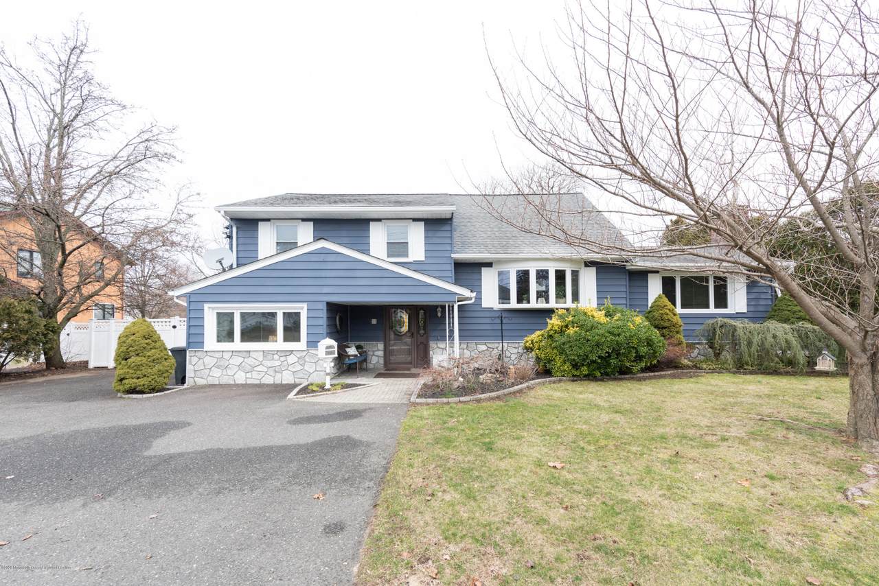 11 Monmouth Road - Photo 1