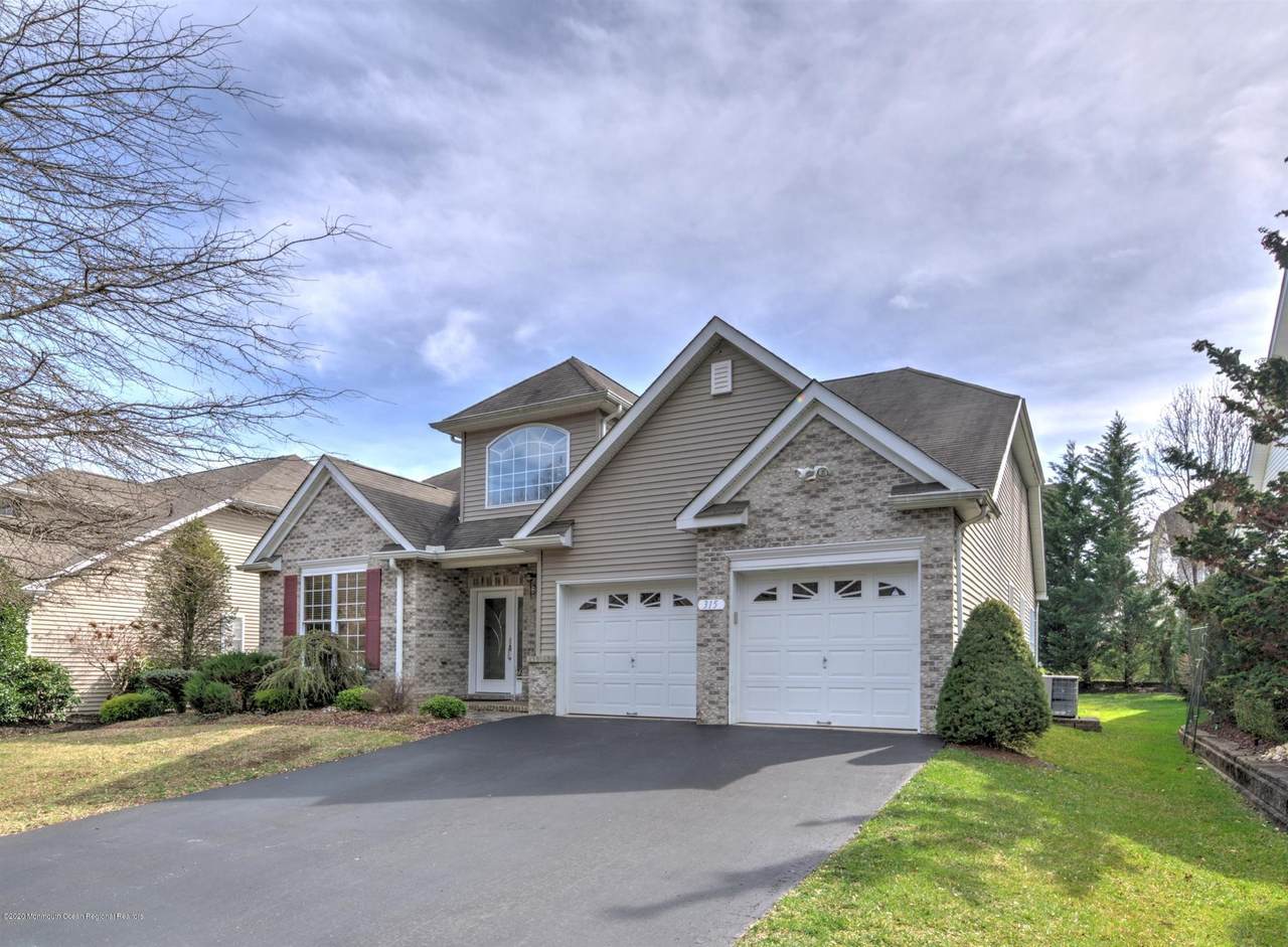 315 Highgate Court - Photo 1