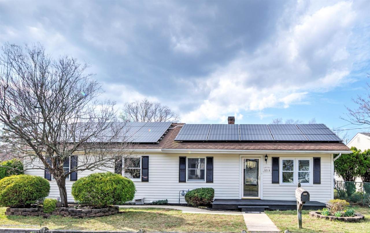 1016 Seaman Avenue - Photo 1