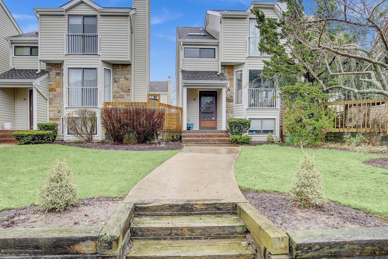 580 Patten Avenue - Photo 1