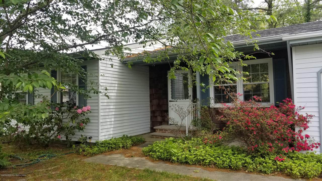 43 Chelsea Drive - Photo 1