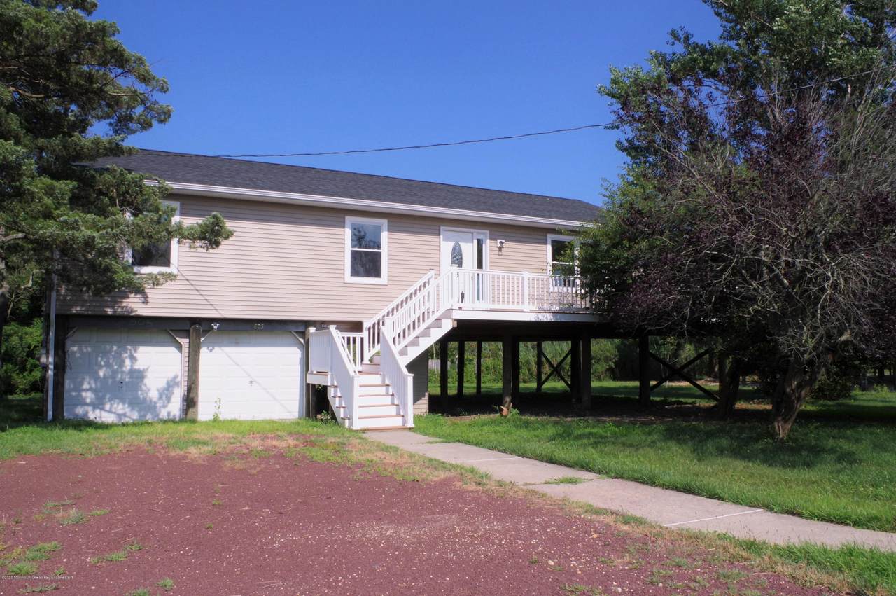 805 Cedar Street - Photo 1