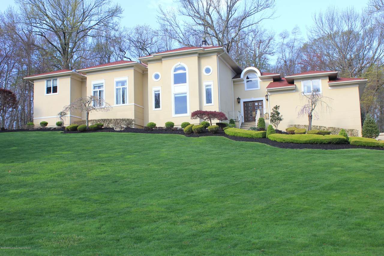1 Shady Oak Court - Photo 1