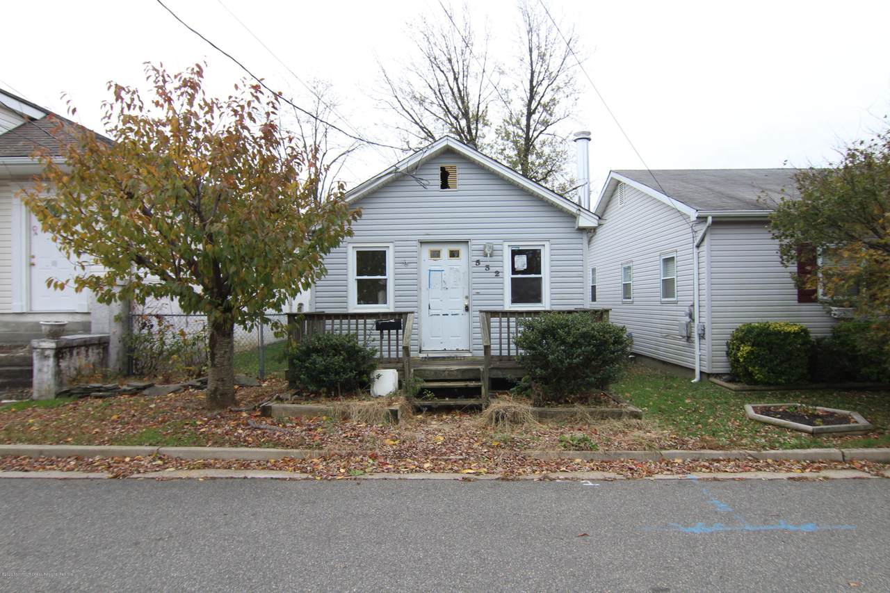 532 Lorillard Avenue - Photo 1 532 Lorillard Avenue - Photo 1