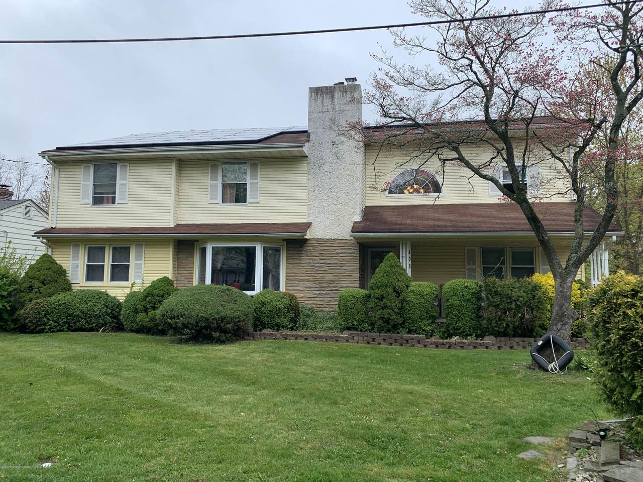 406 Sycamore Street - Photo 1