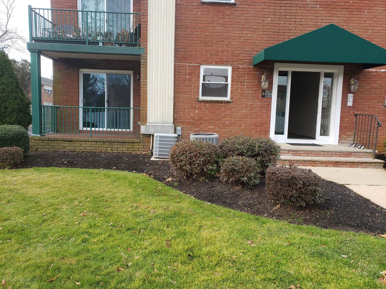 65 Cedar Avenue - Photo 1