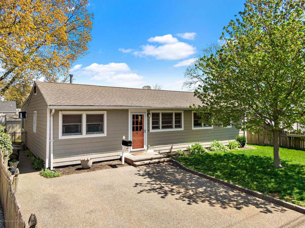 2219 Taylor Avenue - Photo 1 2219 Taylor Avenue - Photo 1