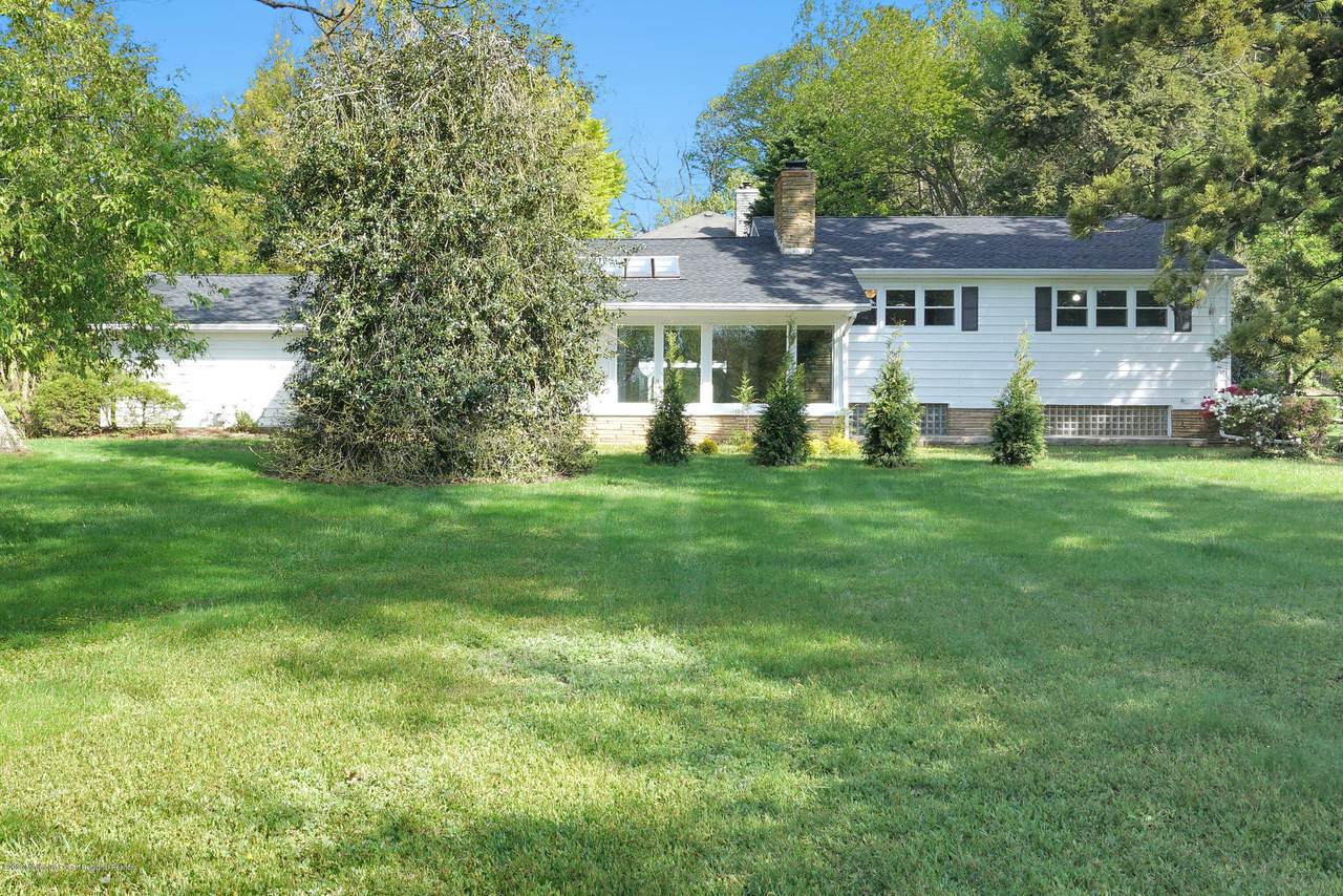 421 Rumson Road - Photo 1