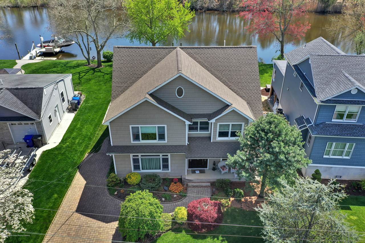 723 Manor Drive - Photo 1