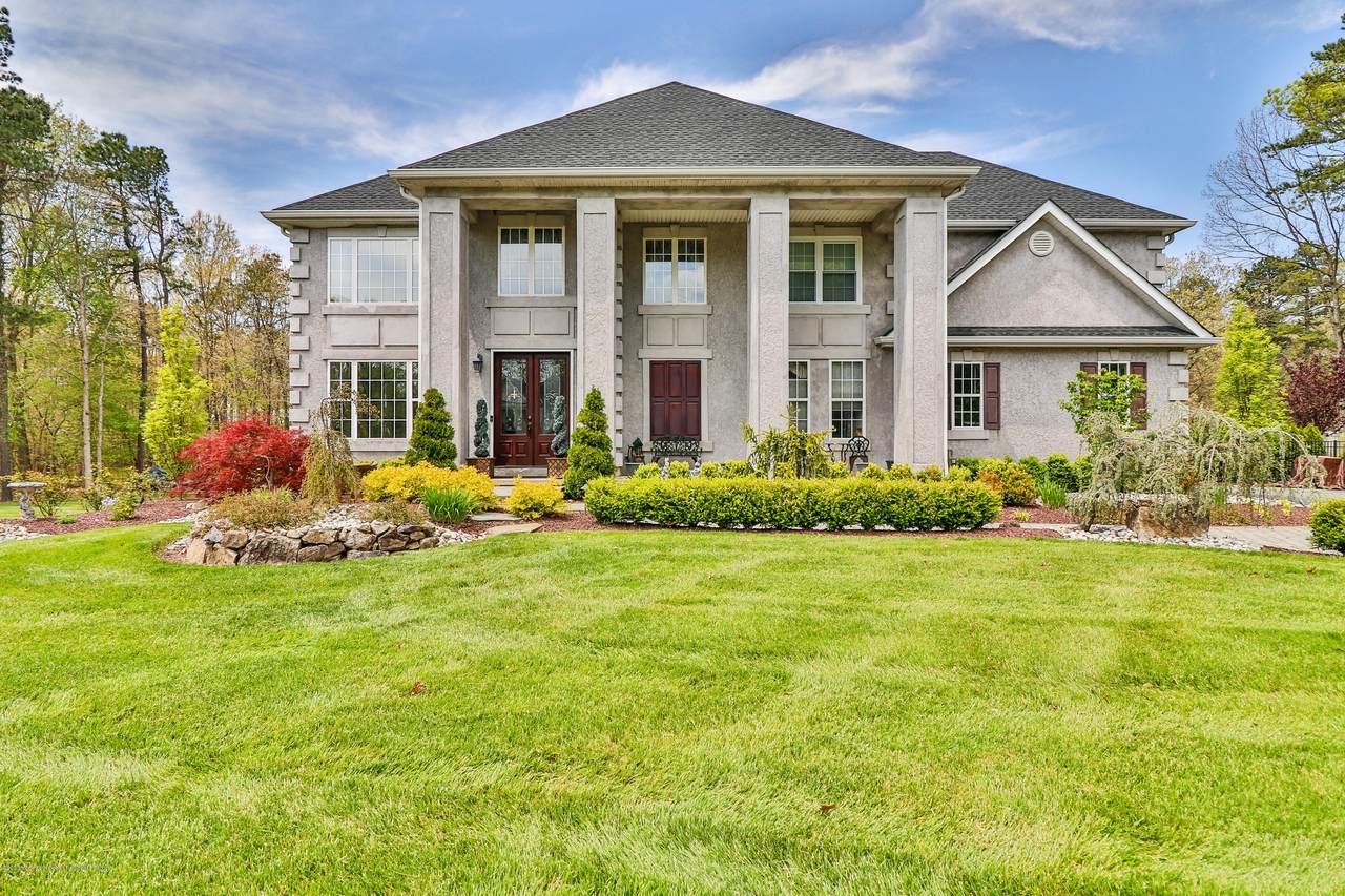 26 Brittany Lane - Photo 1