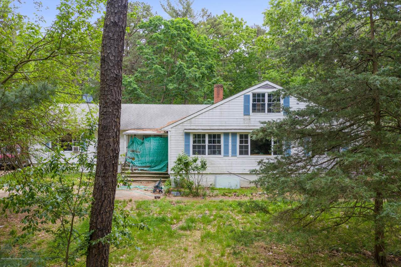143 Ross Lane - Photo 1