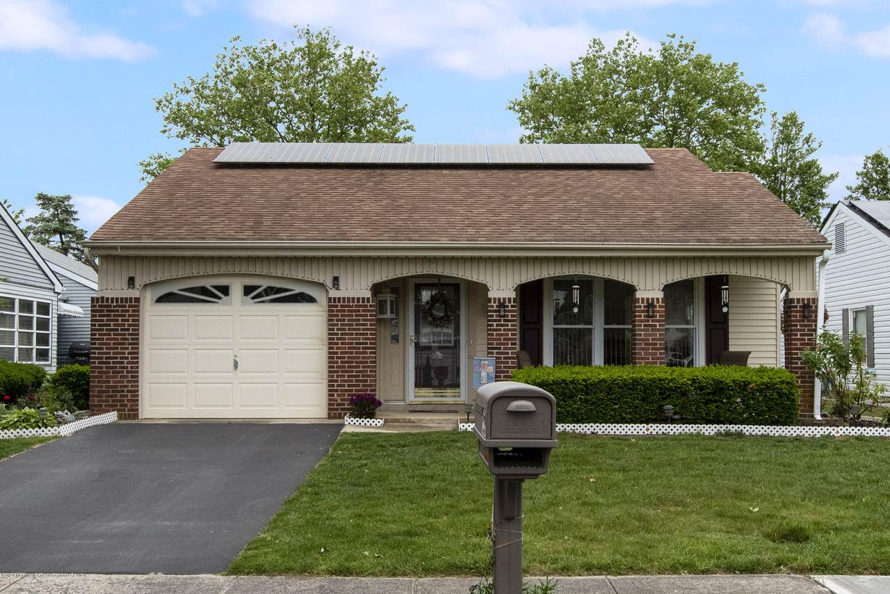 20 Wycombe Way - Photo 1