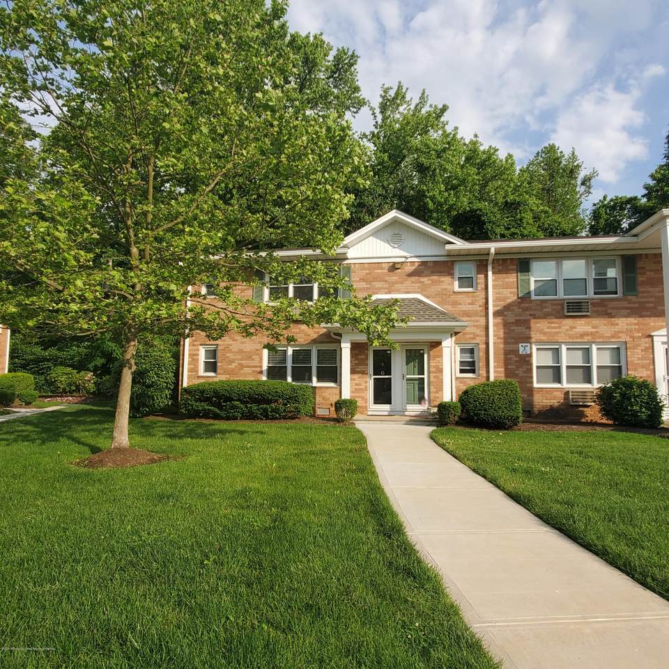 96 East Avenue - Photo 1