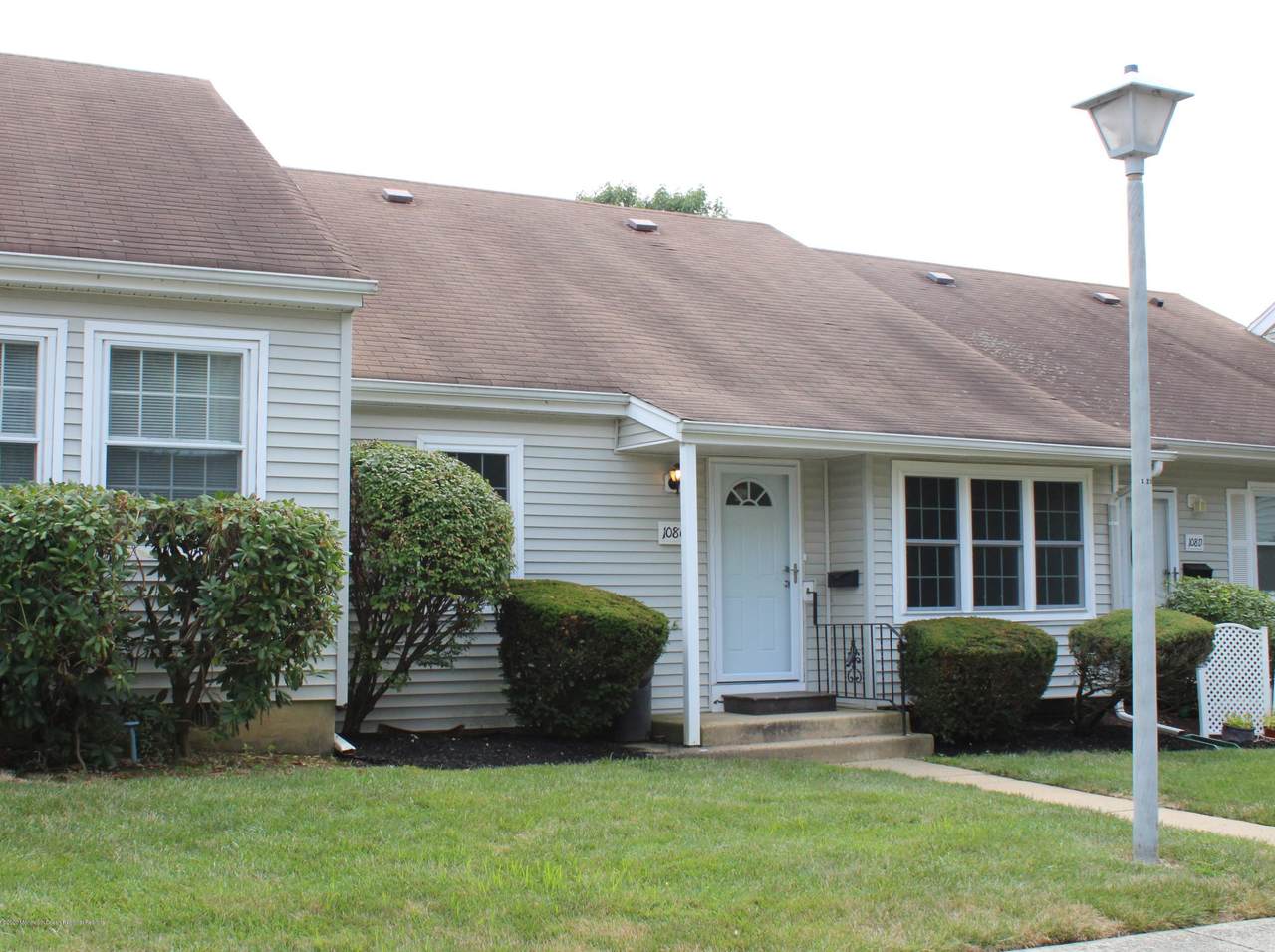 108C Henley Court - Photo 1