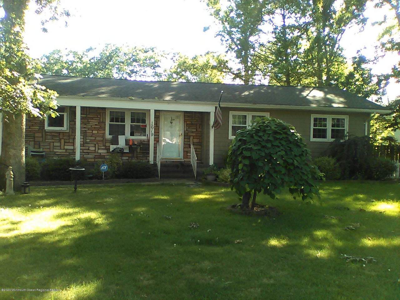 1619 Whitcomb Road - Photo 1