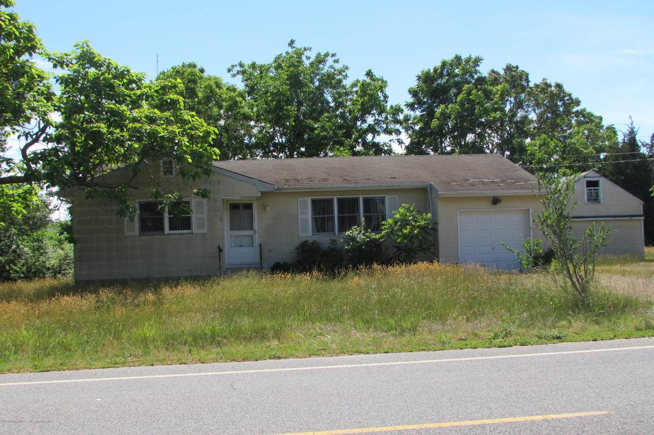 175 Main Street - Photo 1