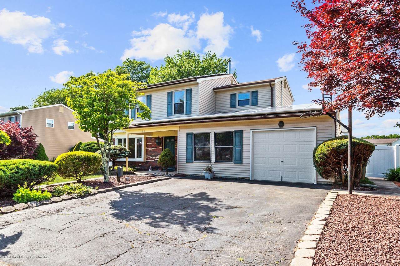 28 Snowdrift Lane - Photo 1