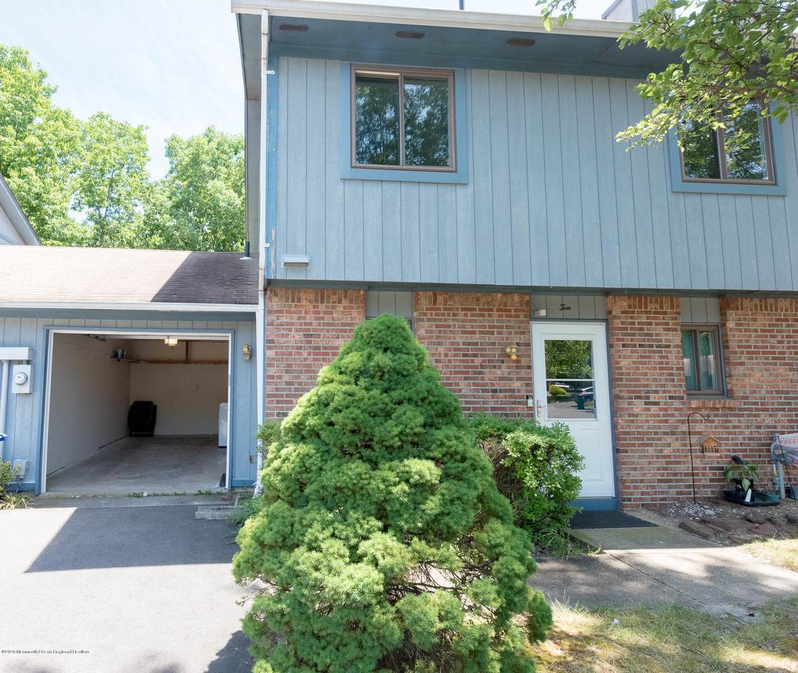 10 Flamingo Drive - Photo 1