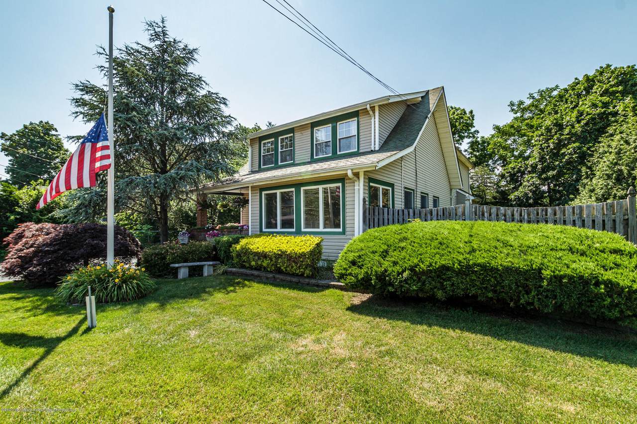 1237 Eatontown Boulevard - Photo 1