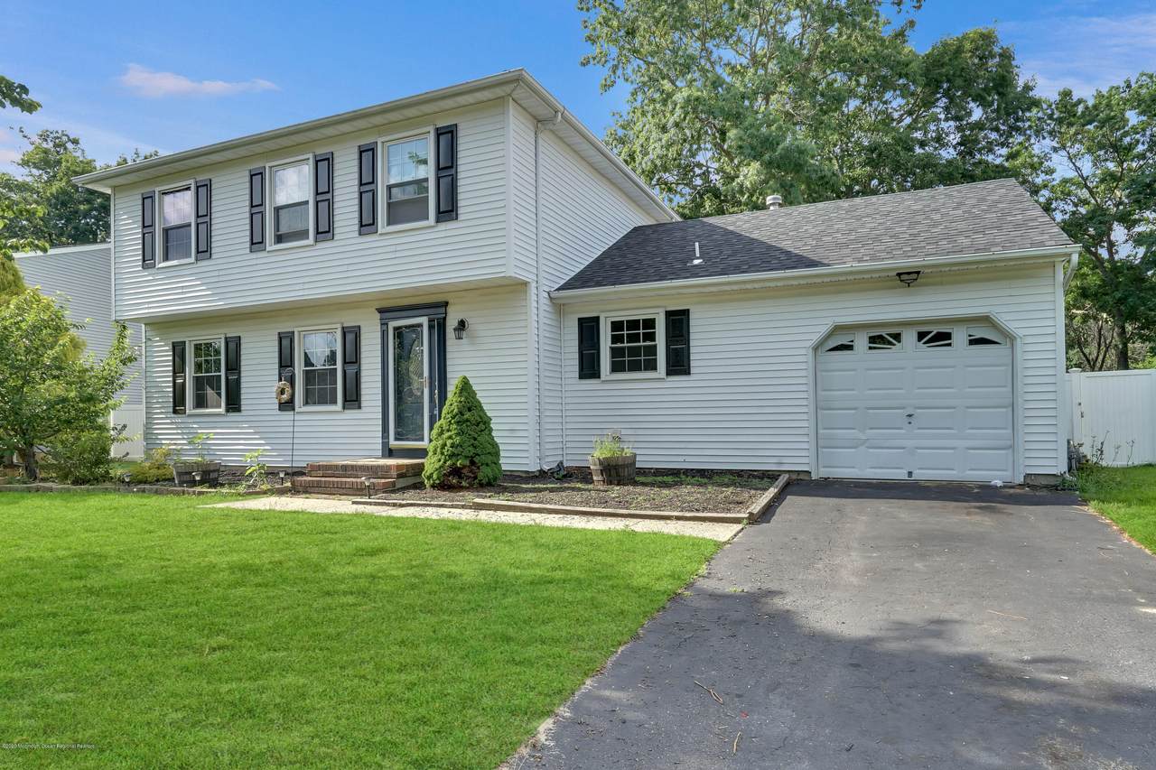 221 Liberty Bell Road - Photo 1