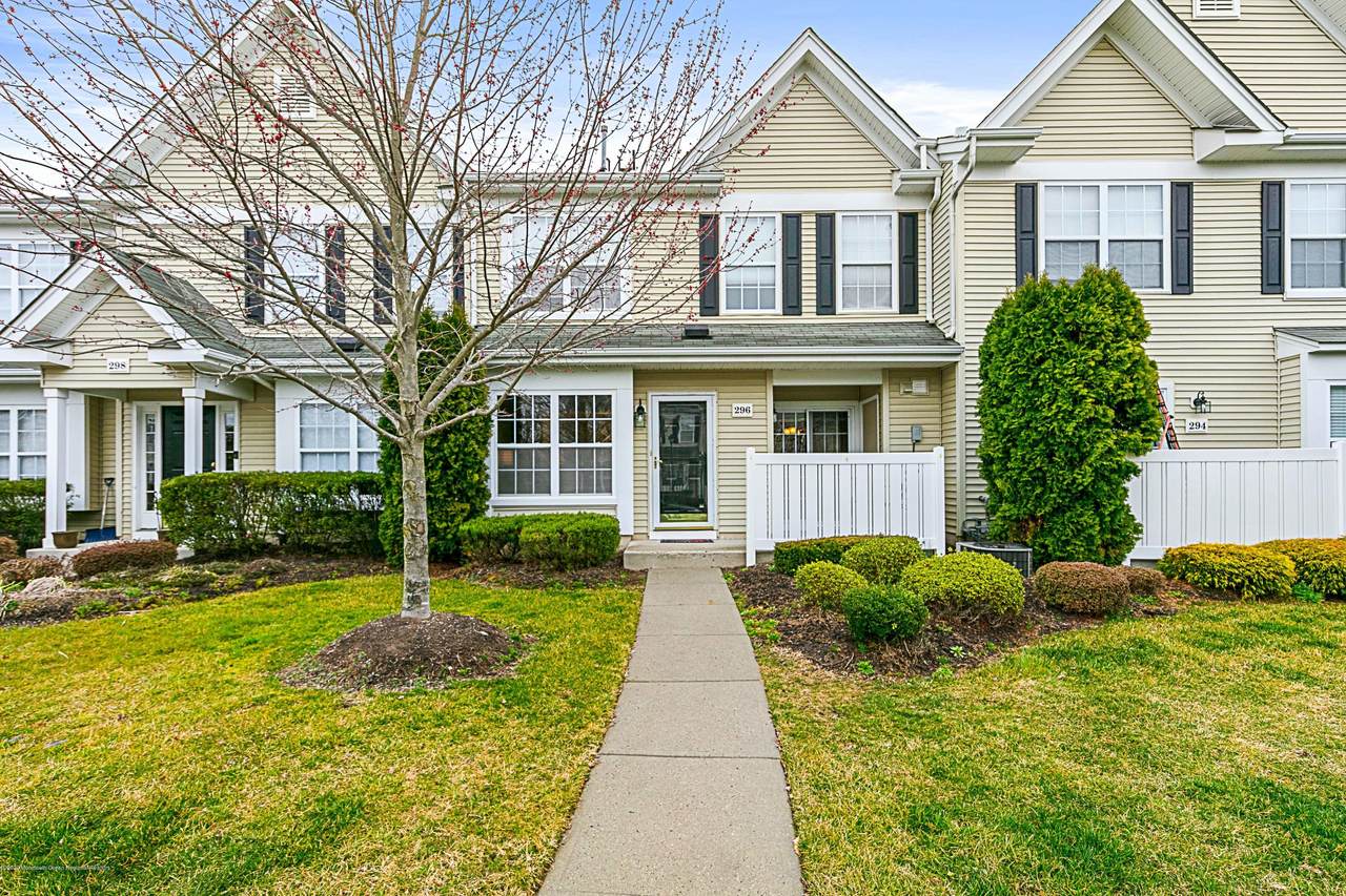 296 Brookfield Drive - Photo 1