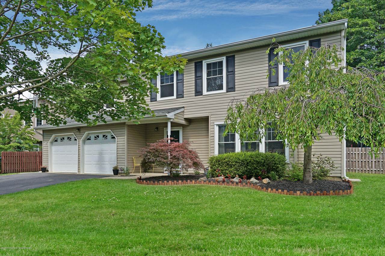 37 Charles Drive - Photo 1