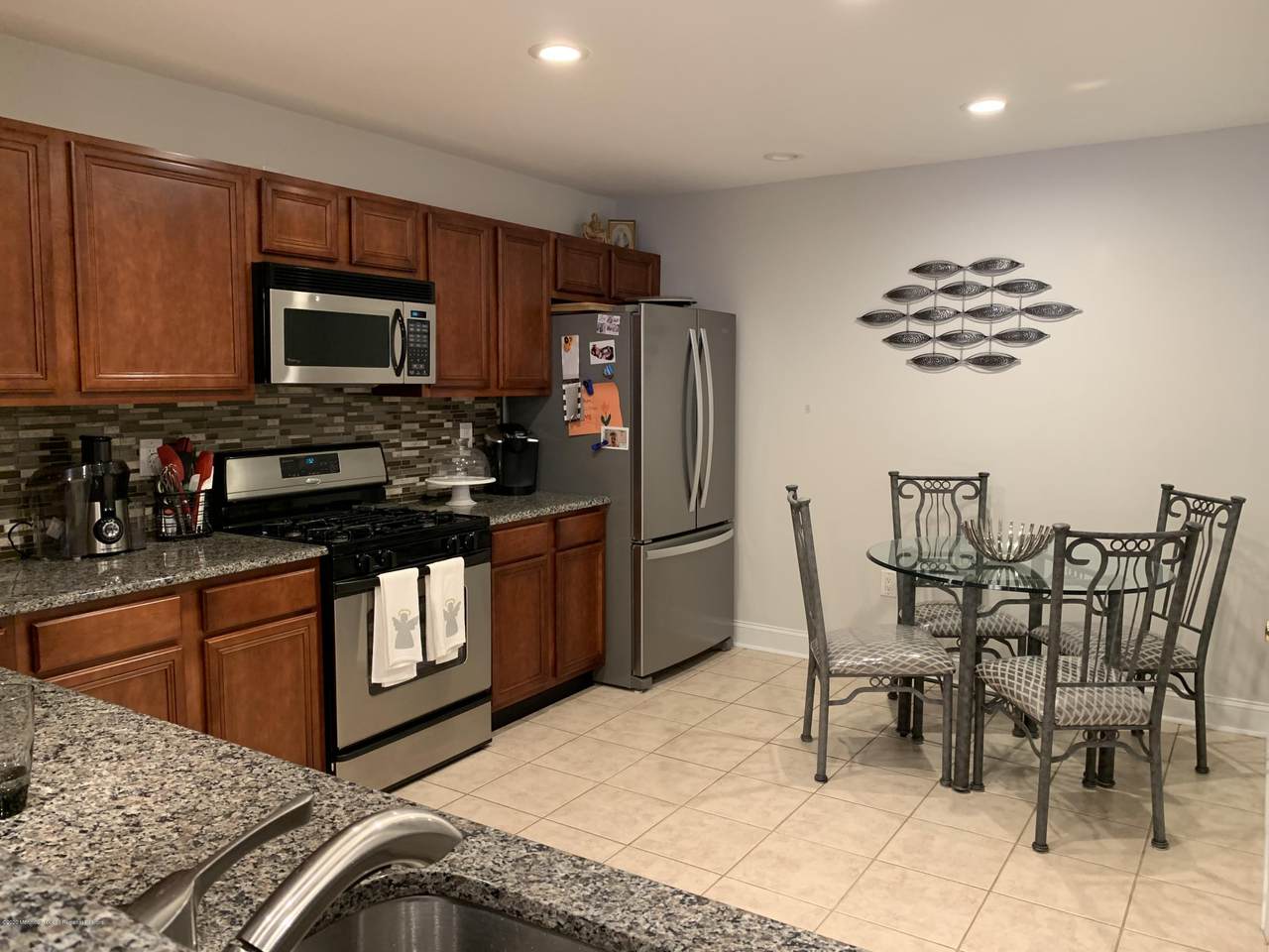 20 Topeka Court - Photo 1