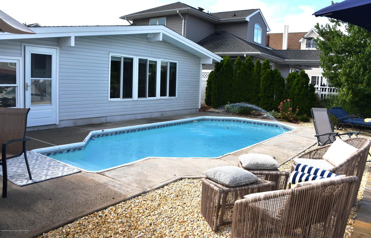 37 Pilot Road - Photo 1