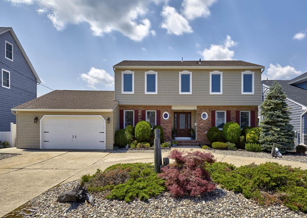 1609 Osprey Court - Photo 1