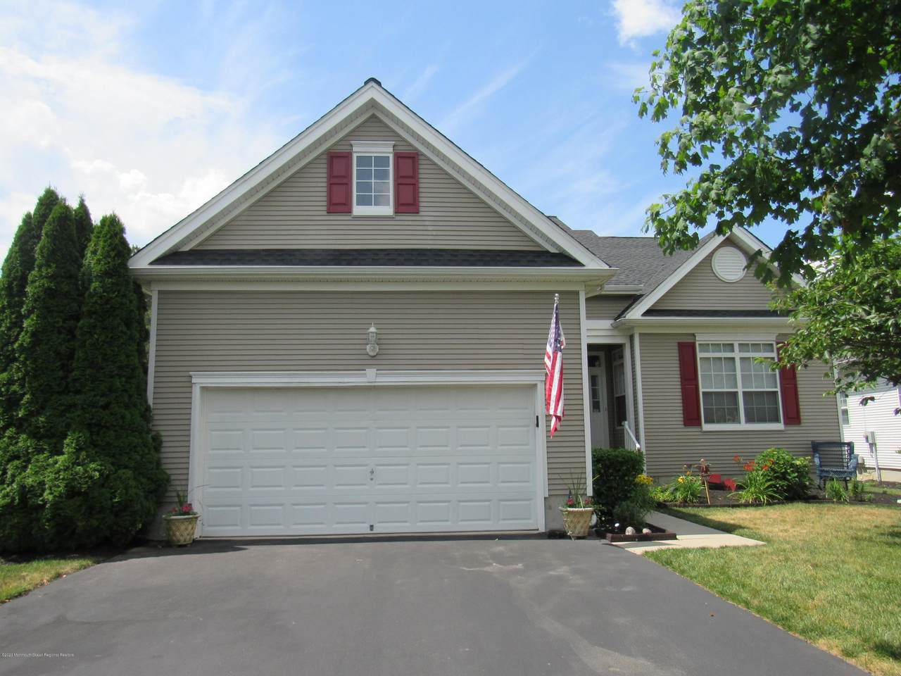 386 Golf View Drive - Photo 1