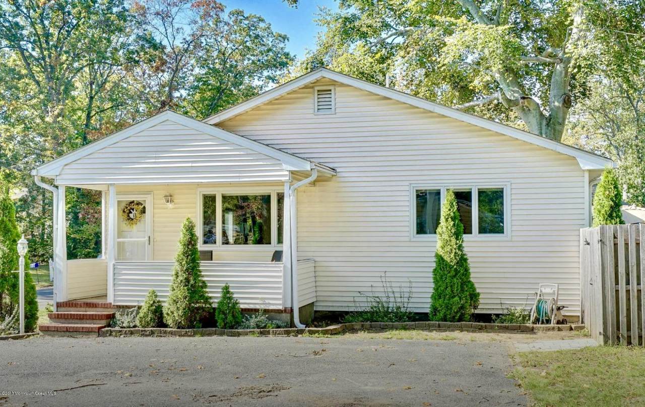 531 Lincoln Avenue - Photo 1