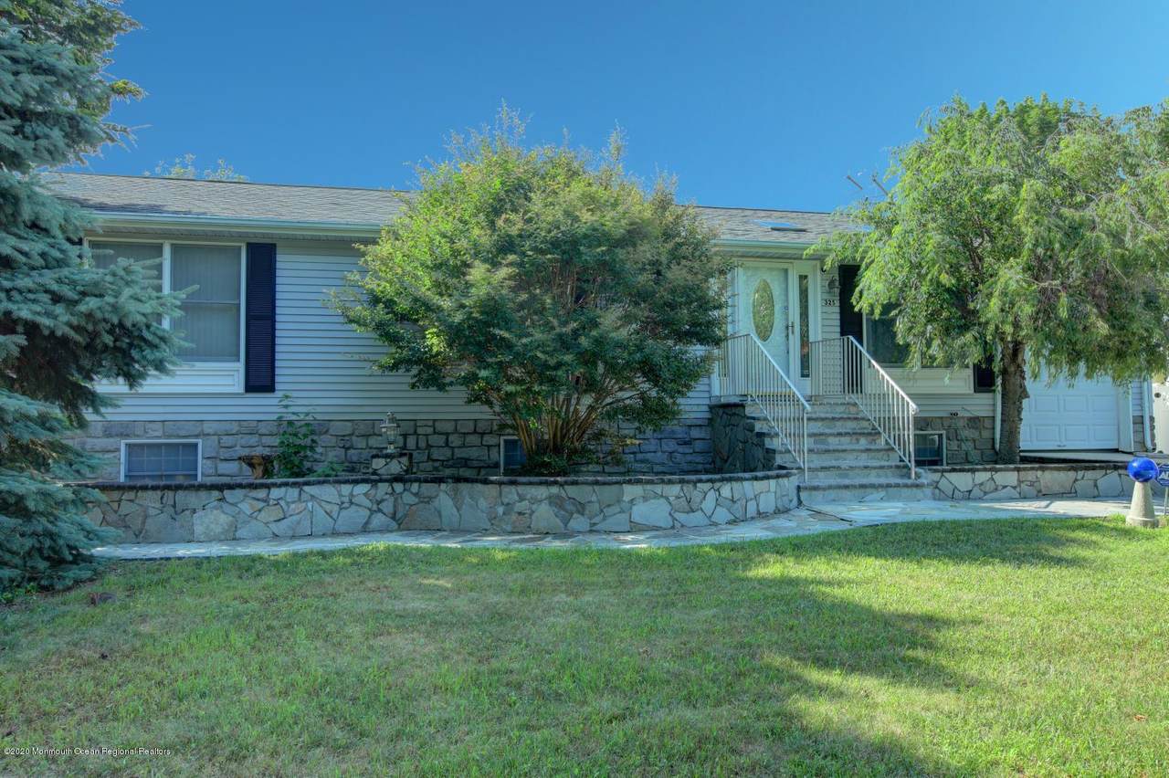 325 16th Avenue - Photo 1