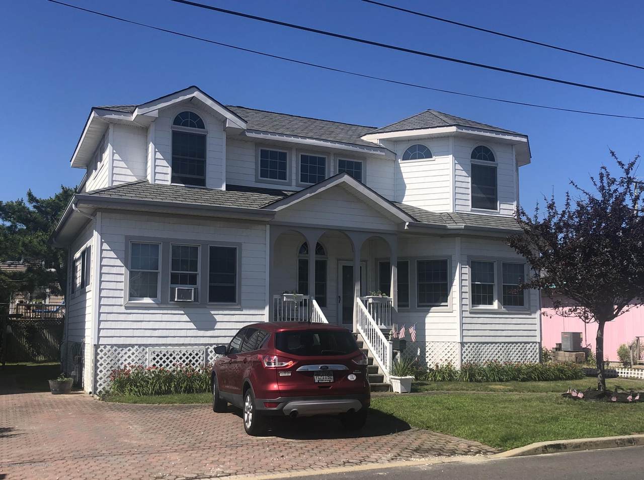 8 41st Street - Photo 1
