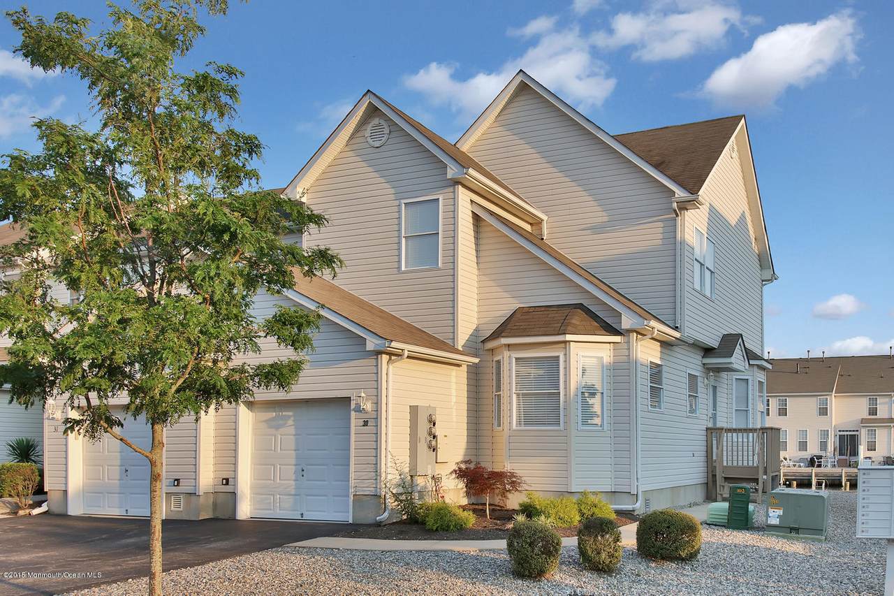 30 Blue Heron Lane - Photo 1