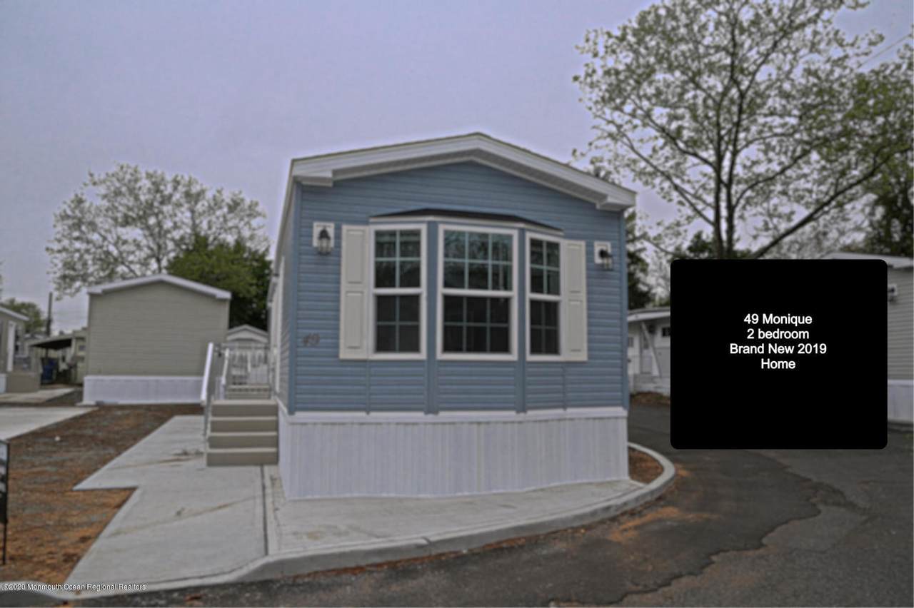 49 Monique Circle - Photo 1